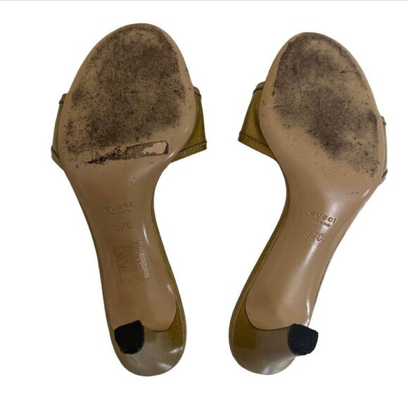 GUCCI Metallic Interlocking G Logo Slides - Picture 7 of 10